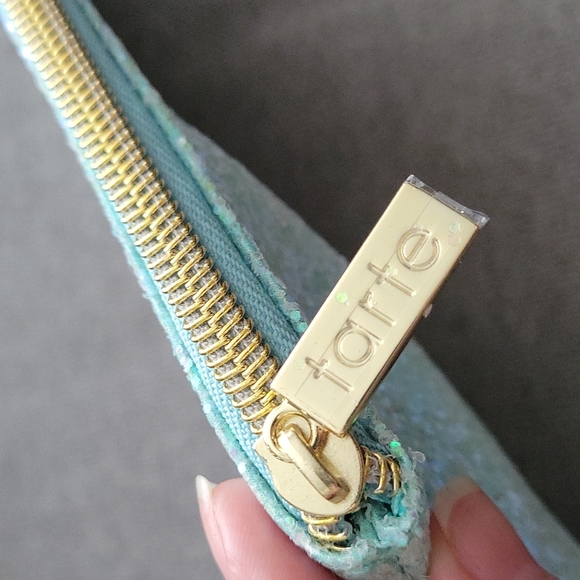 Tarte Blue/Green Glitter Paradise Makeup Bag - Picture 3 of 8